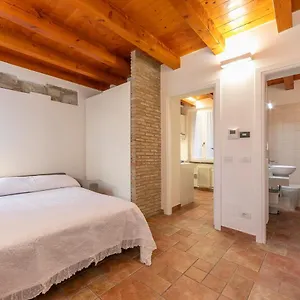 Via 5 Giornate 13 - Apartamento